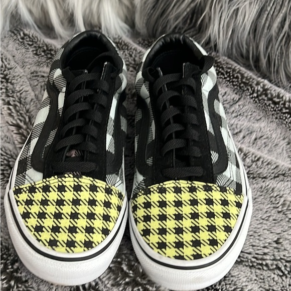 Women’s Vans Sneakers Like New Size 7.5 - Picture 1 of 6